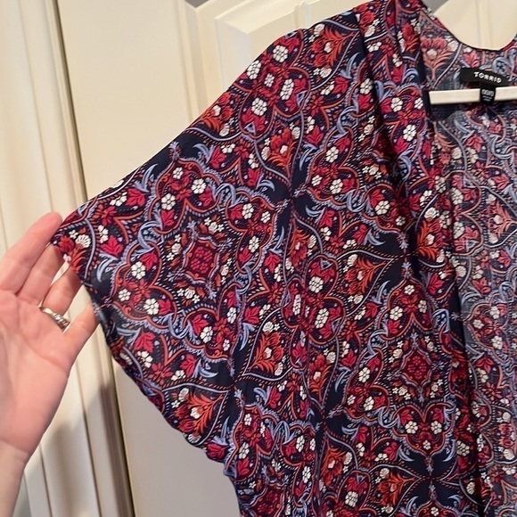 TORRID long Kimono/caftan lightweight 00/0 - Picture 3 of 7